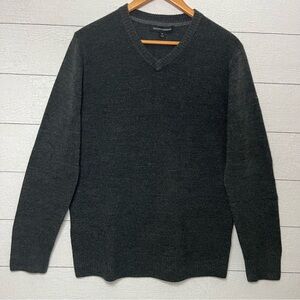 Tricots ST Raphael Gray V-Neck Sweater Classic Knit Design Size Small